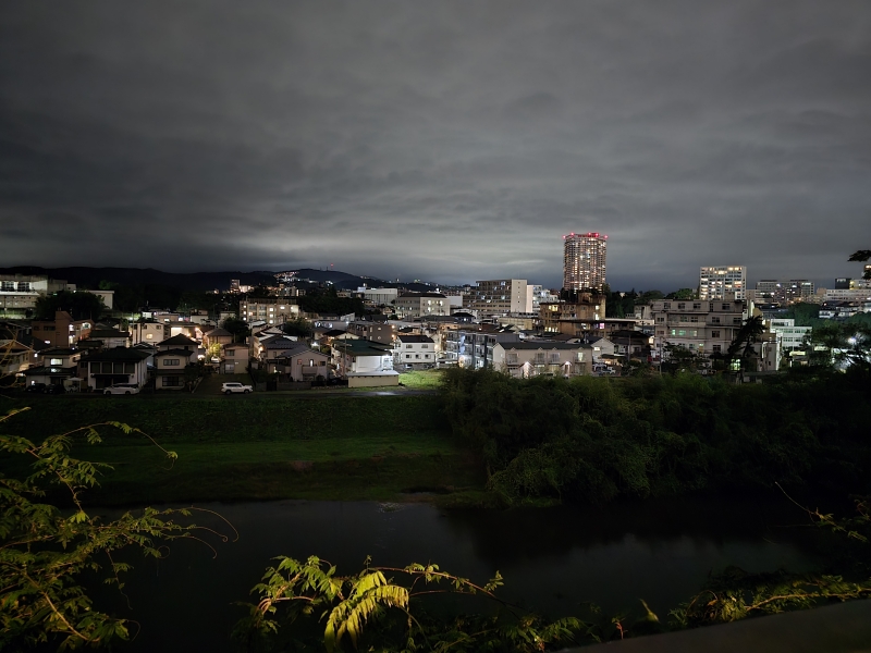 LEO(ﾚｵ) 街の夜景