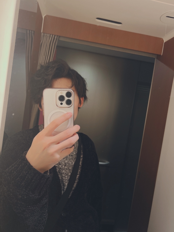 REN(ﾚﾝ) 今年最後の華金....何する？