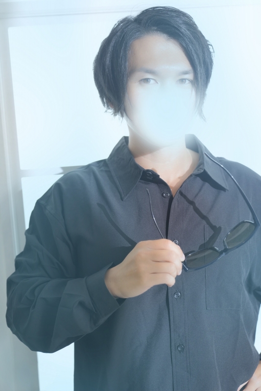 SHINGETSU(ｼﾝｹﾞﾂ) 「出会った瞬間から、前戯は始まっています」