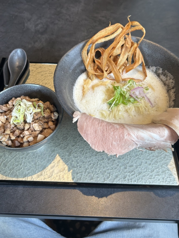 TAKUMI（ﾀｸﾐ） 今日の昼ごはん