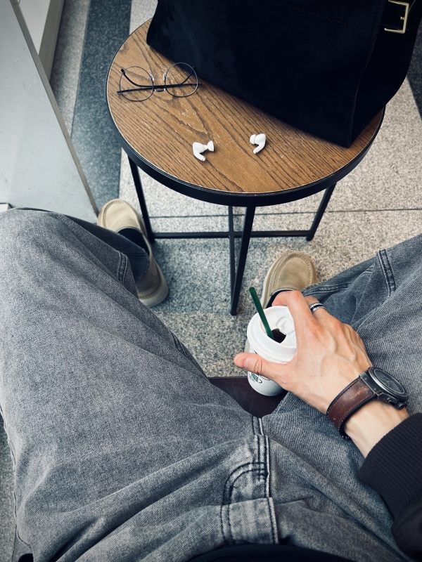 KONOSUKE(ｺｳﾉｽｹ) 意味のない会話や 遠回りに思える時間