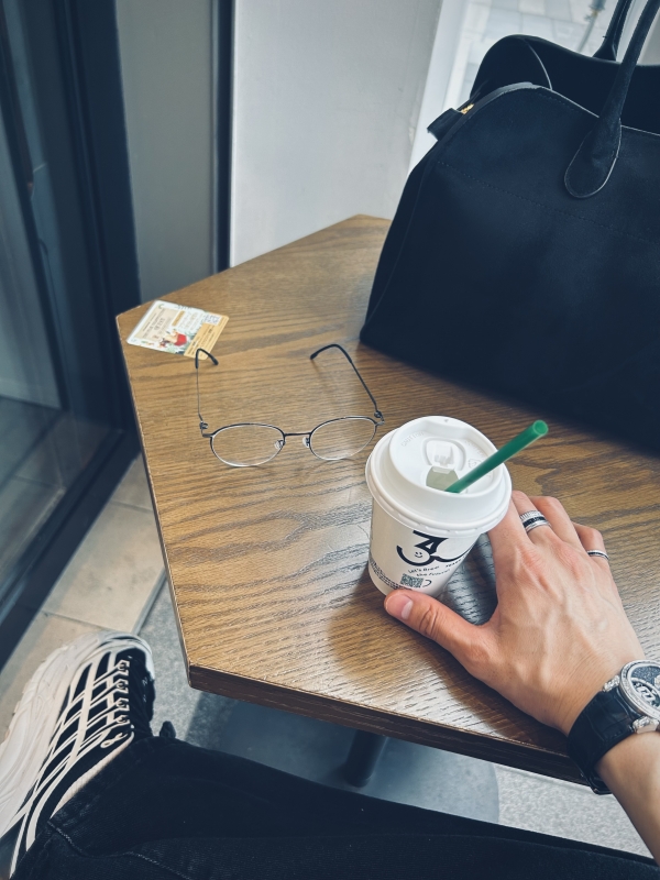 KONOSUKE(ｺｳﾉｽｹ) 遠くの誰かを救おうとする一方で