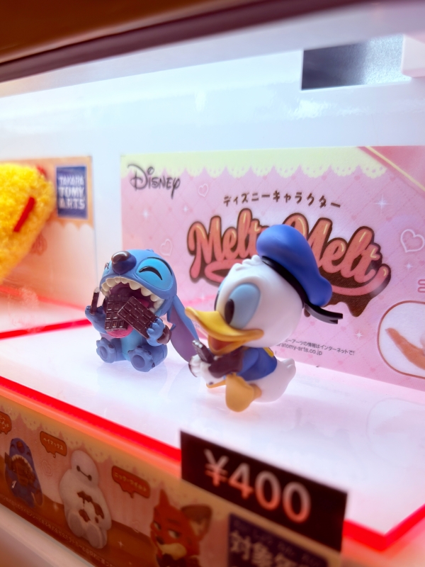 YUSUKE(ﾕｳｽｹ) 東京駅にこんな自販機が！