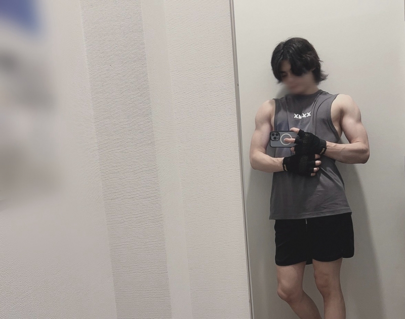 KEN（ｹﾝ） 肩の筋肉