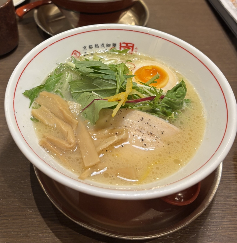 HIKARU(ヒカル) ラーメン京