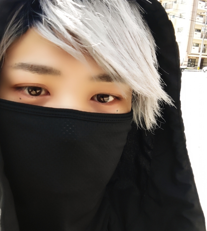 SHINO （ｼﾉ） 灼熱と二日酔いに焼かれて。