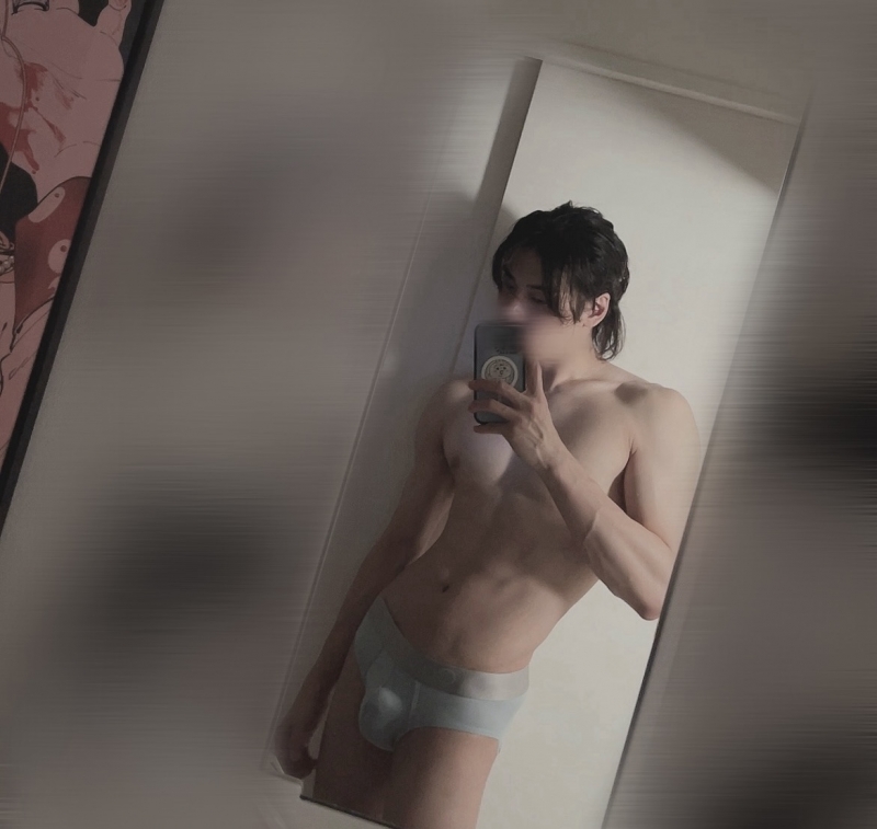 KEN（ｹﾝ） 身体が映える