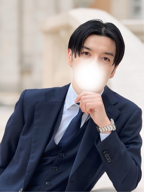 EISHI(ｴｲｼ) スーツです