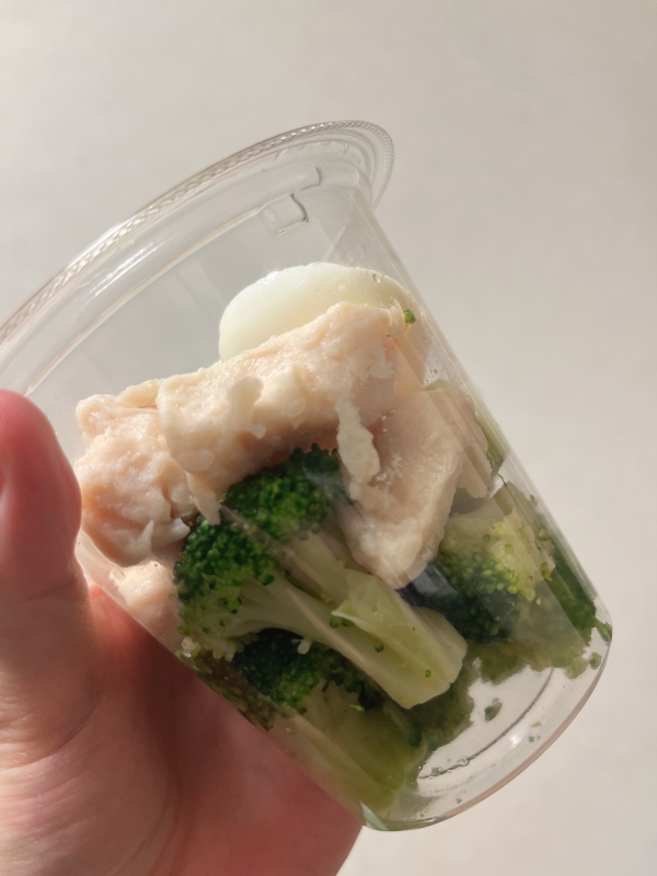 MERU(ﾒﾙ) 食生活も気遣ってますᕦ(ò_óˇ)ᕤ
