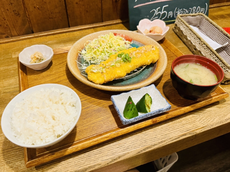 TOMOE(ﾄﾓｴ) チキンカツ