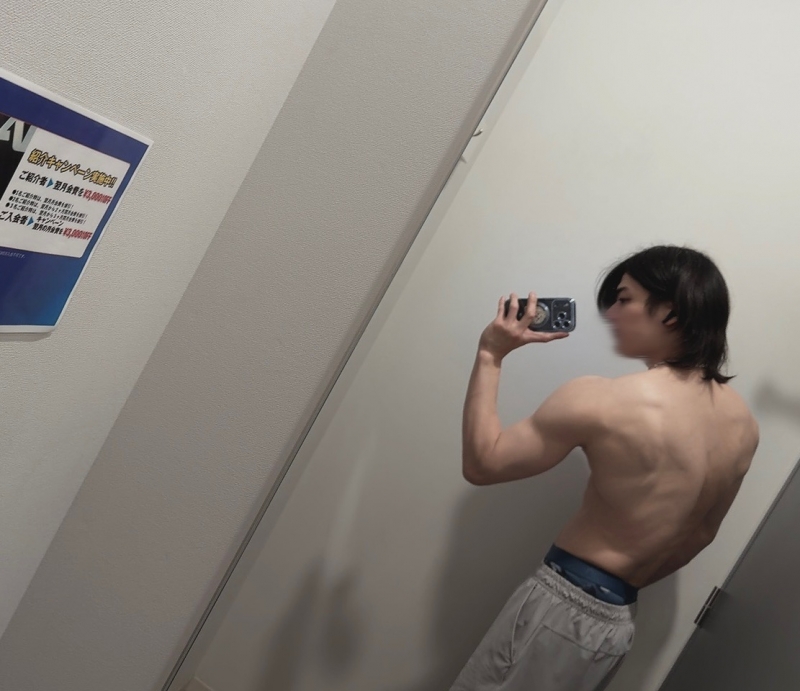 KEN(ケン) 逆三角形には大切