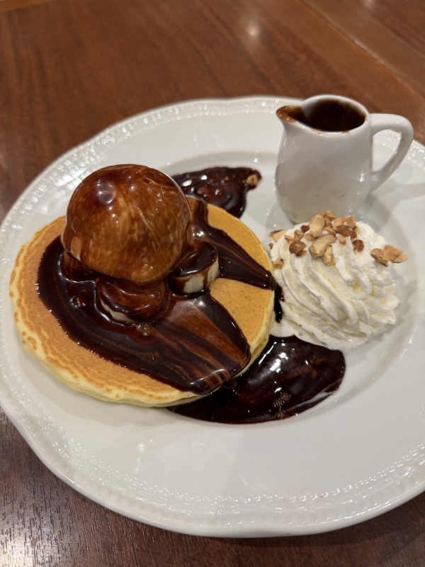 SHINA(ｼﾅ) チョコレートパンケーキ！！！