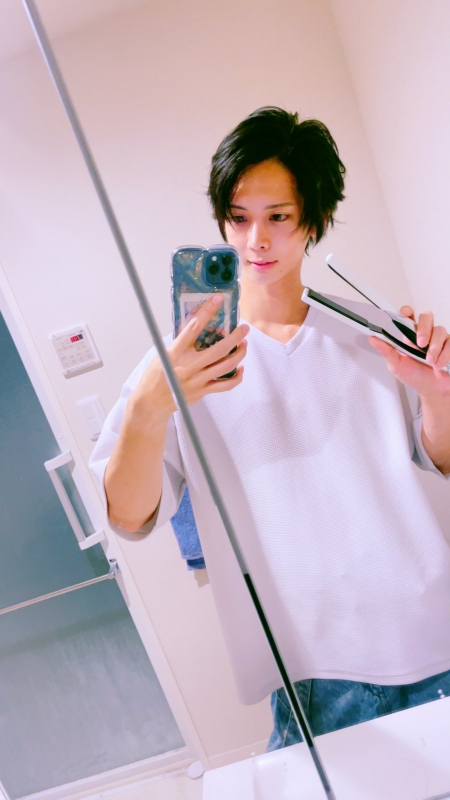 MAFUYU（ﾏﾌﾕ） 【顔出し解禁_______( * ॑꒳ ॑*)💡´-】
