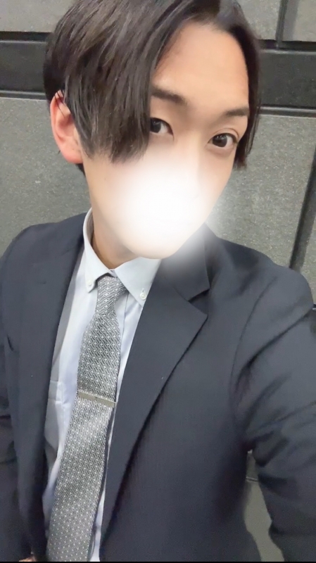 TOWA(トワ) 久しぶりのスーツの日🤍