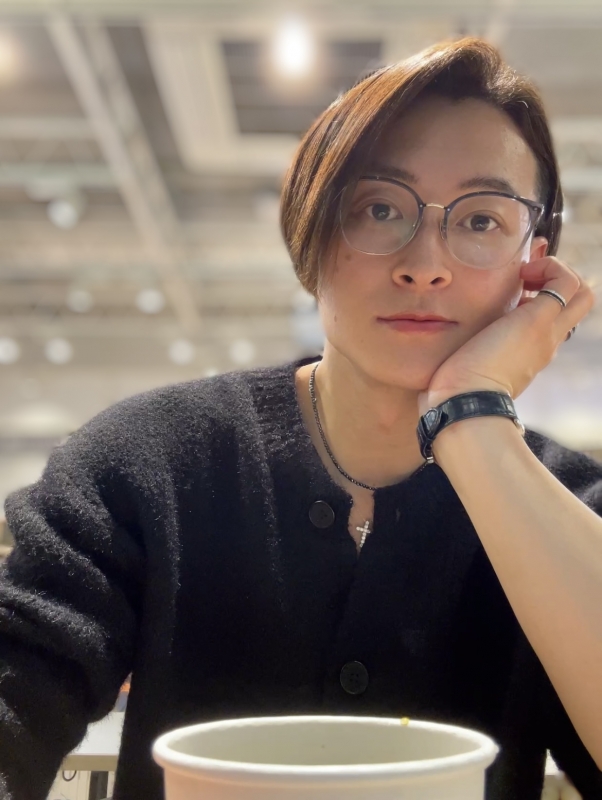 KONOSUKE(ｺｳﾉｽｹ) いつ会えるかなって想うことで 救われてる