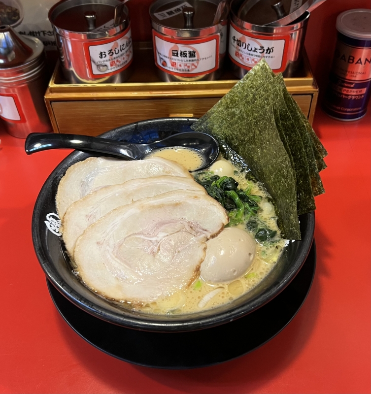 JION(ｼﾞｵﾝ) 出勤前に🍜🍥