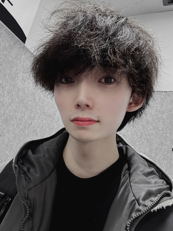 TAEHYUNG(テヒョン) 11月だね*❅·̩͙