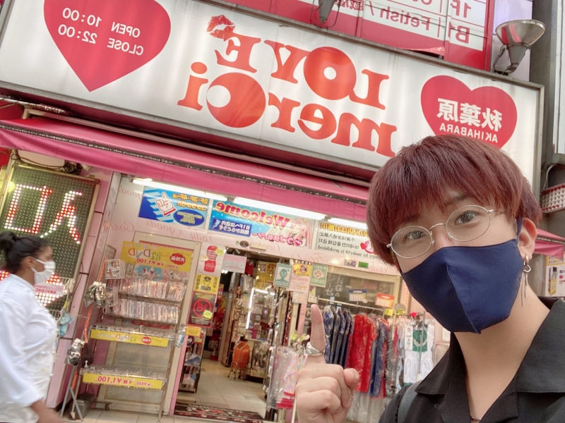 ZION(ｼｵﾝ) エチ犬、お店を巡る 秋葉原編