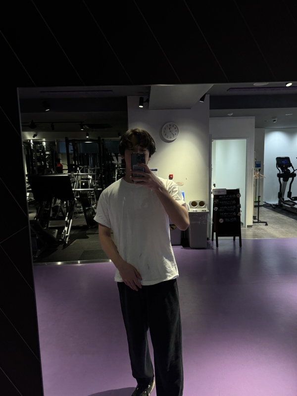 YOATO(ヨアト) 出勤中