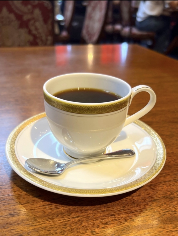 REN(レン) "ほっと"する瞬間☺️☕𓈒𓏸︎︎︎︎