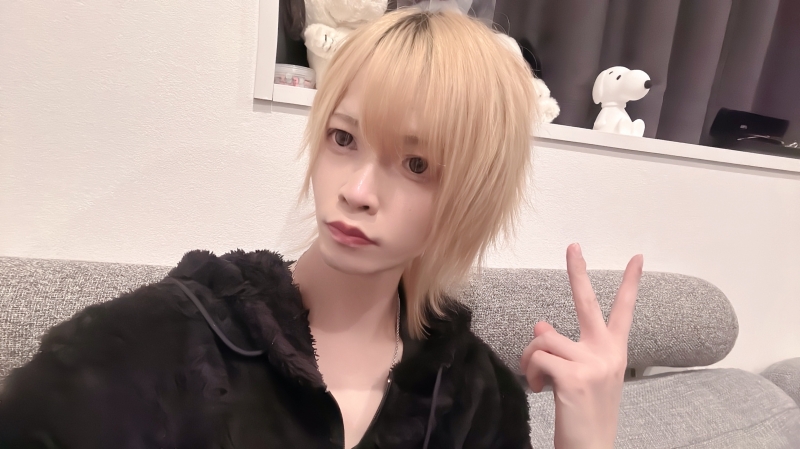 REONA(レオナ) 華金!