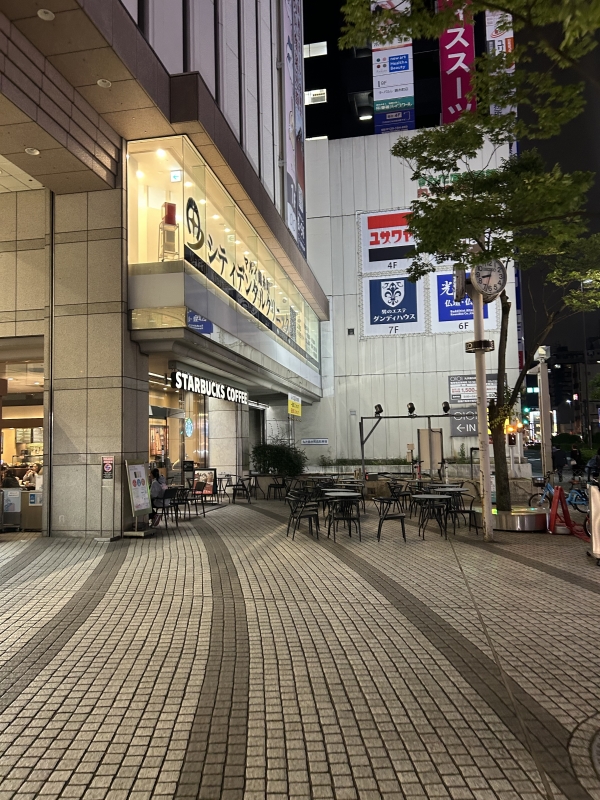 KONOSUKE(ｺｳﾉｽｹ) ふーん、ぼっちじゃん