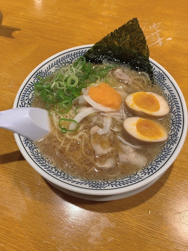 CHIKA(ﾁｶ) 深夜のラーメン