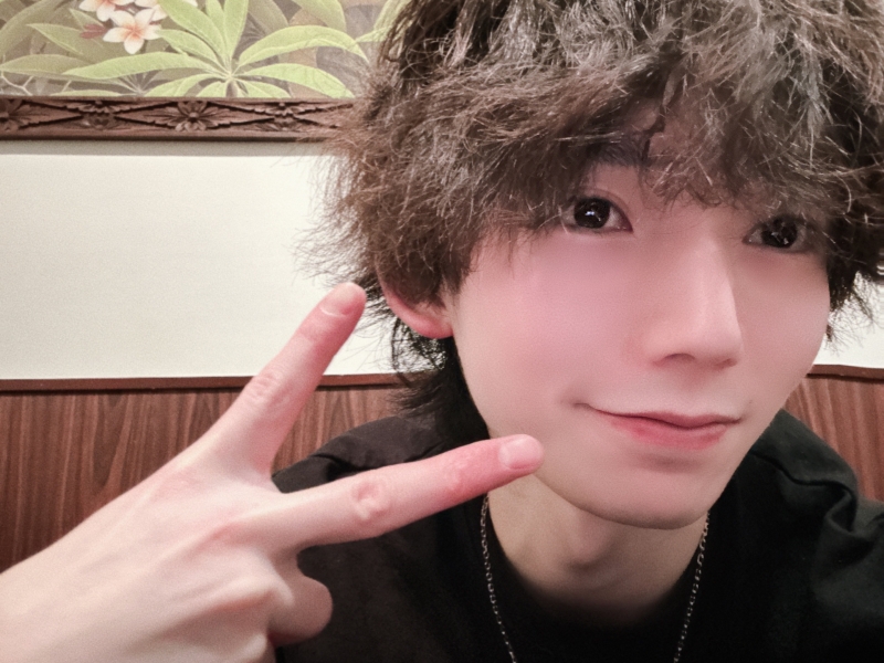 TAEHYUNG(ﾃﾋｮﾝ) てひょきゃす