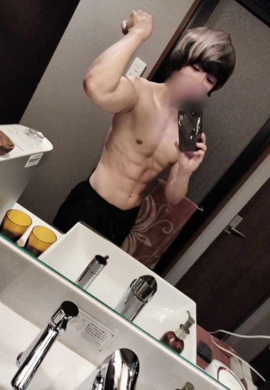 IZAYA(イザヤ) #700 脱筋肉男
