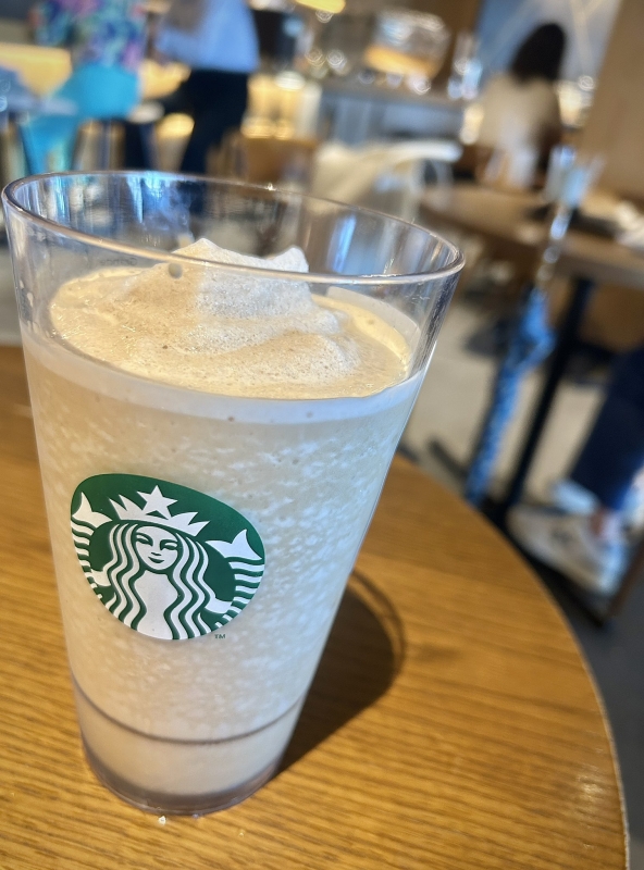 UTARI(ｳﾀﾘ) コーヒーフラペチーノ🥤
