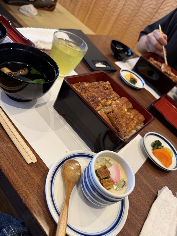 HARERU（ﾊﾚﾙ） う、鰻だ〜！！！！！！