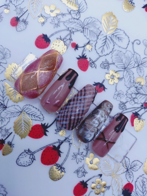 MIKURI(ﾐｸﾘ) 先日のネイルキャスで