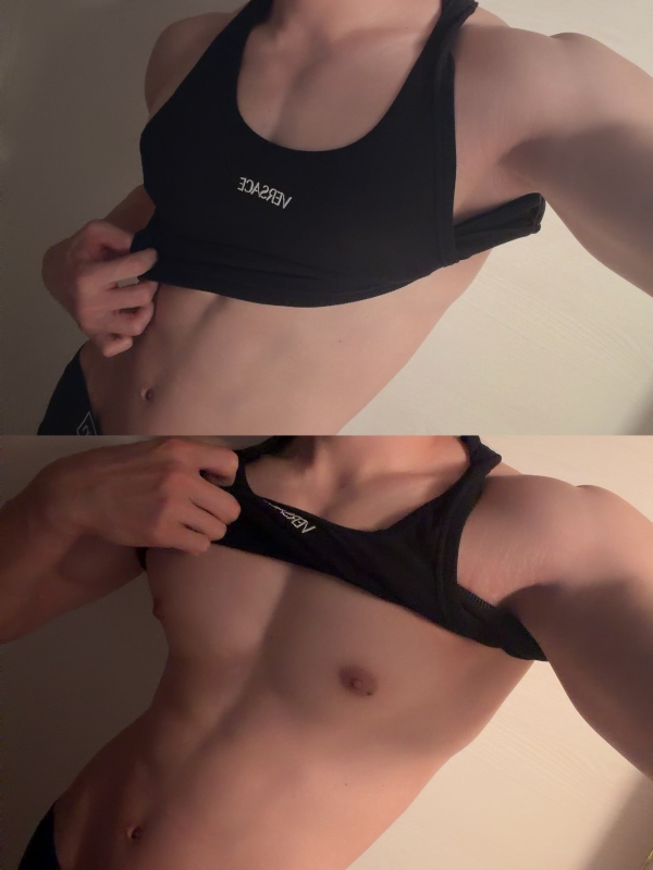 KEN（ｹﾝ） タンクトップの中