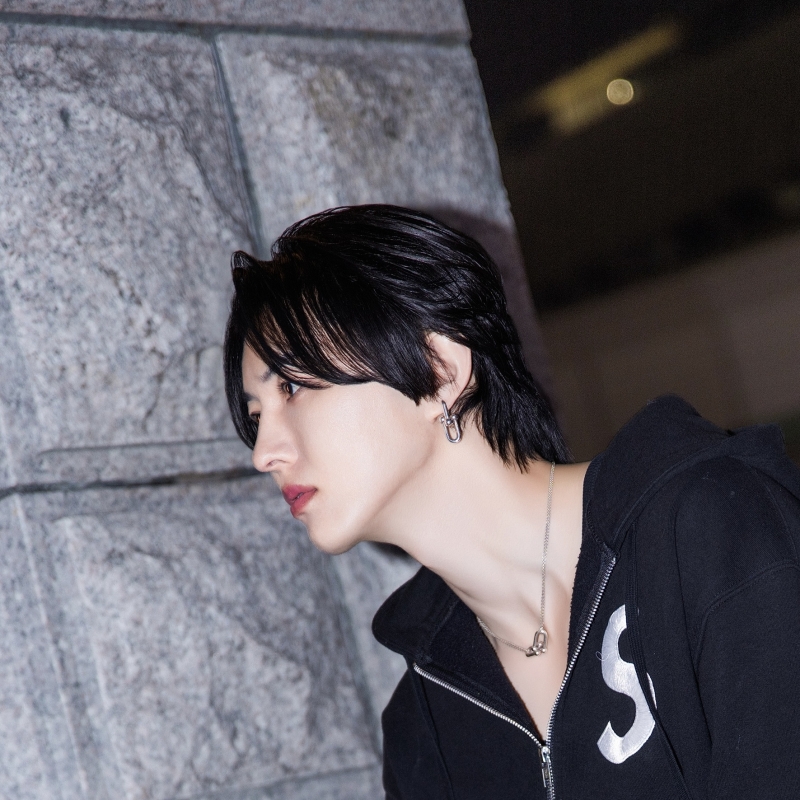 YUU (ﾕｳ) パーカー