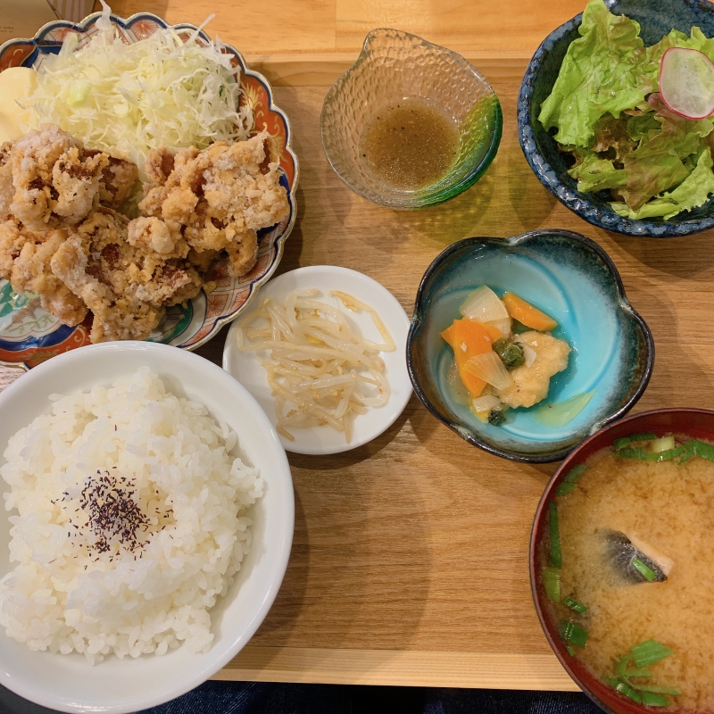 SOUP(ｽｰﾌﾟ) 唐揚げ定食すーぷ