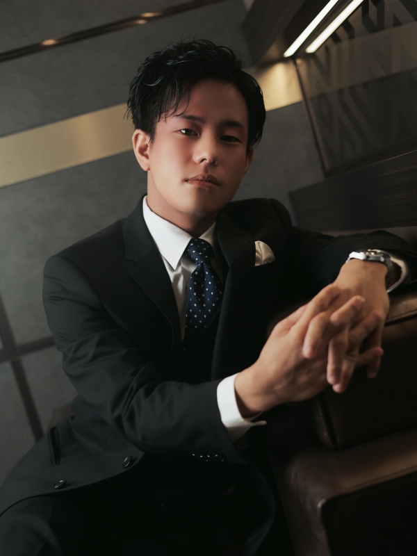 M(エム) 23時までお待ちしています✌️