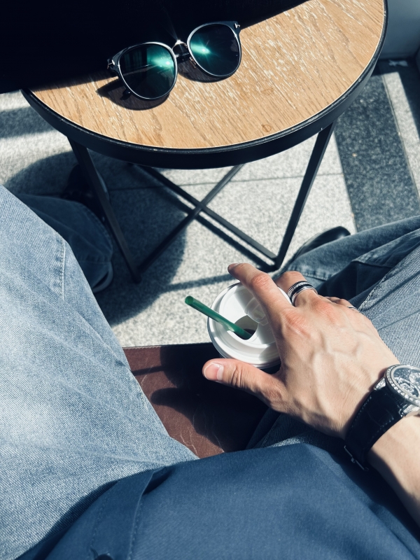KONOSUKE(ｺｳﾉｽｹ) 名前も知らない 関係も深まらない
