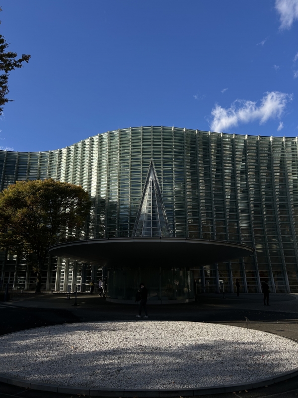 MIZUNO(ﾐｽﾞﾉ) 新国立美術館に行ってきました◎