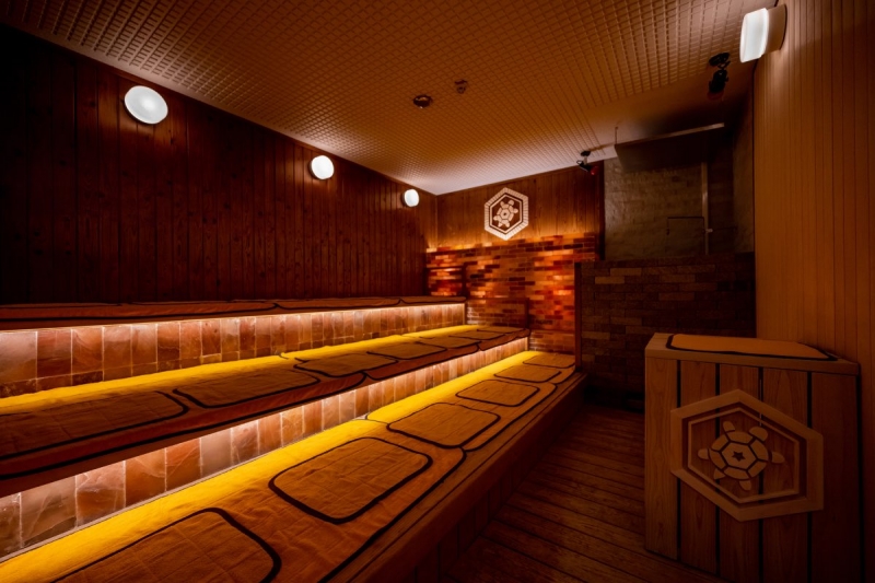 TOSHI(ﾄｼ) 赤坂【金の亀】