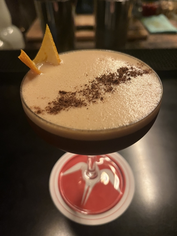 SHINNOSUKE(ｼﾝﾉｽｹ) 夜のスタバ