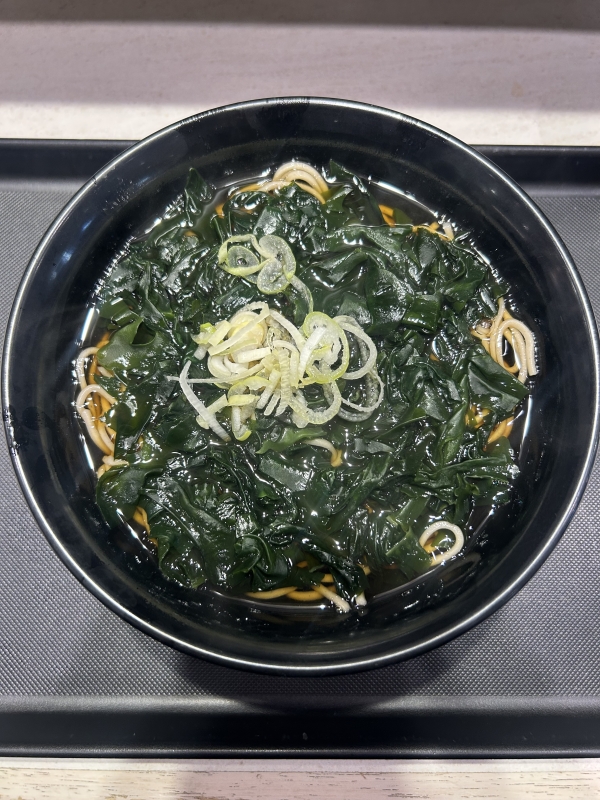 KONOSUKE(コウノスケ) そば食ってると 側に居てくれる人が現れるらしいよ