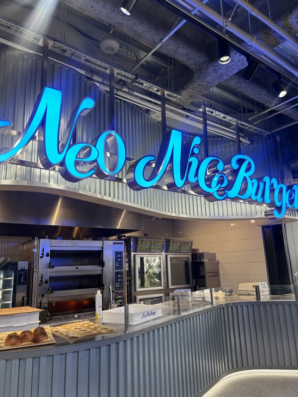 MIZUNO(ミズノ) 🍔中毒