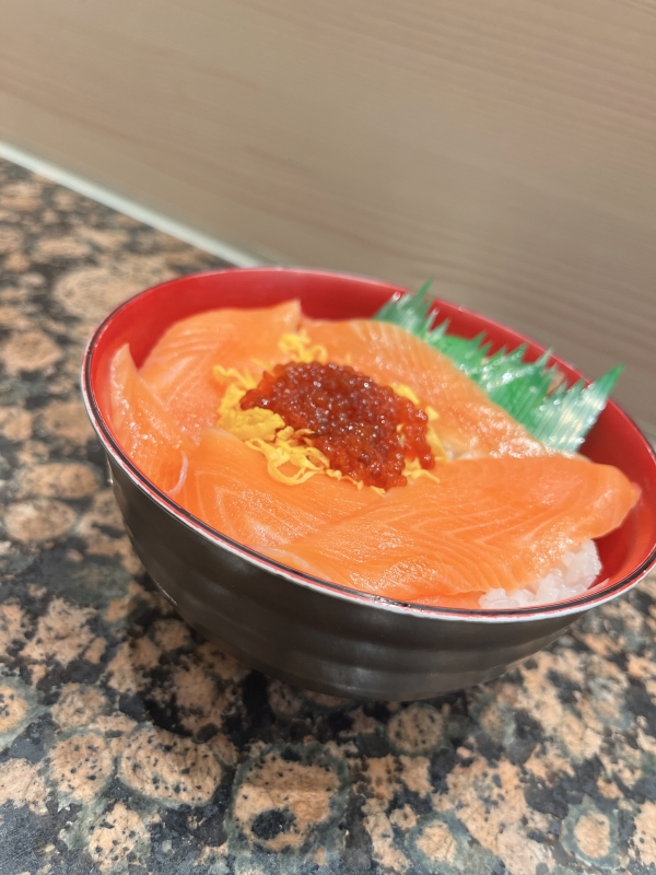 MERU(ﾒﾙ) 海鮮丼‼︎