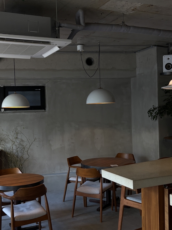 MASH(ﾏｯｼｭ) 下北沢にある空間が洗練されすぎてるカフェ