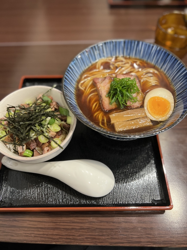 MIYAVI(ﾐﾔﾋﾞ) ラーメン