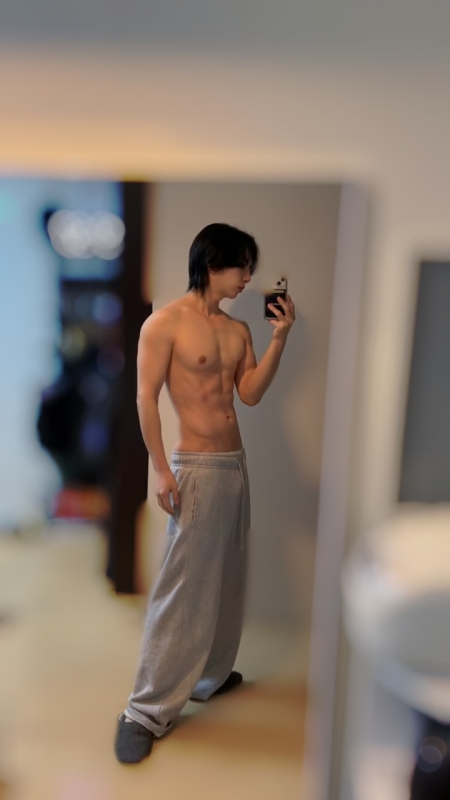 RURI(ﾙﾘ) 細マッチョ×中性顔