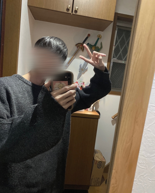 NISHI(ニシ) ピース✌︎