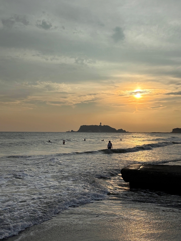 MASH(マッシュ) 江ノ島の夕焼け。