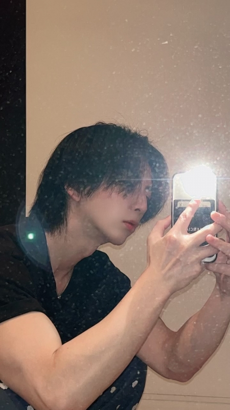 RURI(ﾙﾘ) ストレートナチュラルセンターパートニシテミタヨカムサハムニダ