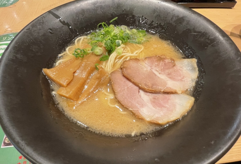 SUU(ｽｩ) 豚骨ラーメン